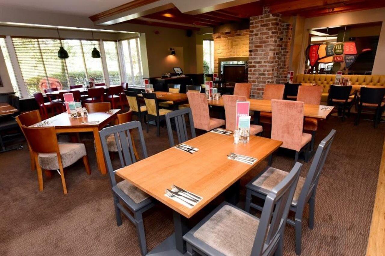 Premier Inn Isle Of Wight Newport  Kültér fotó